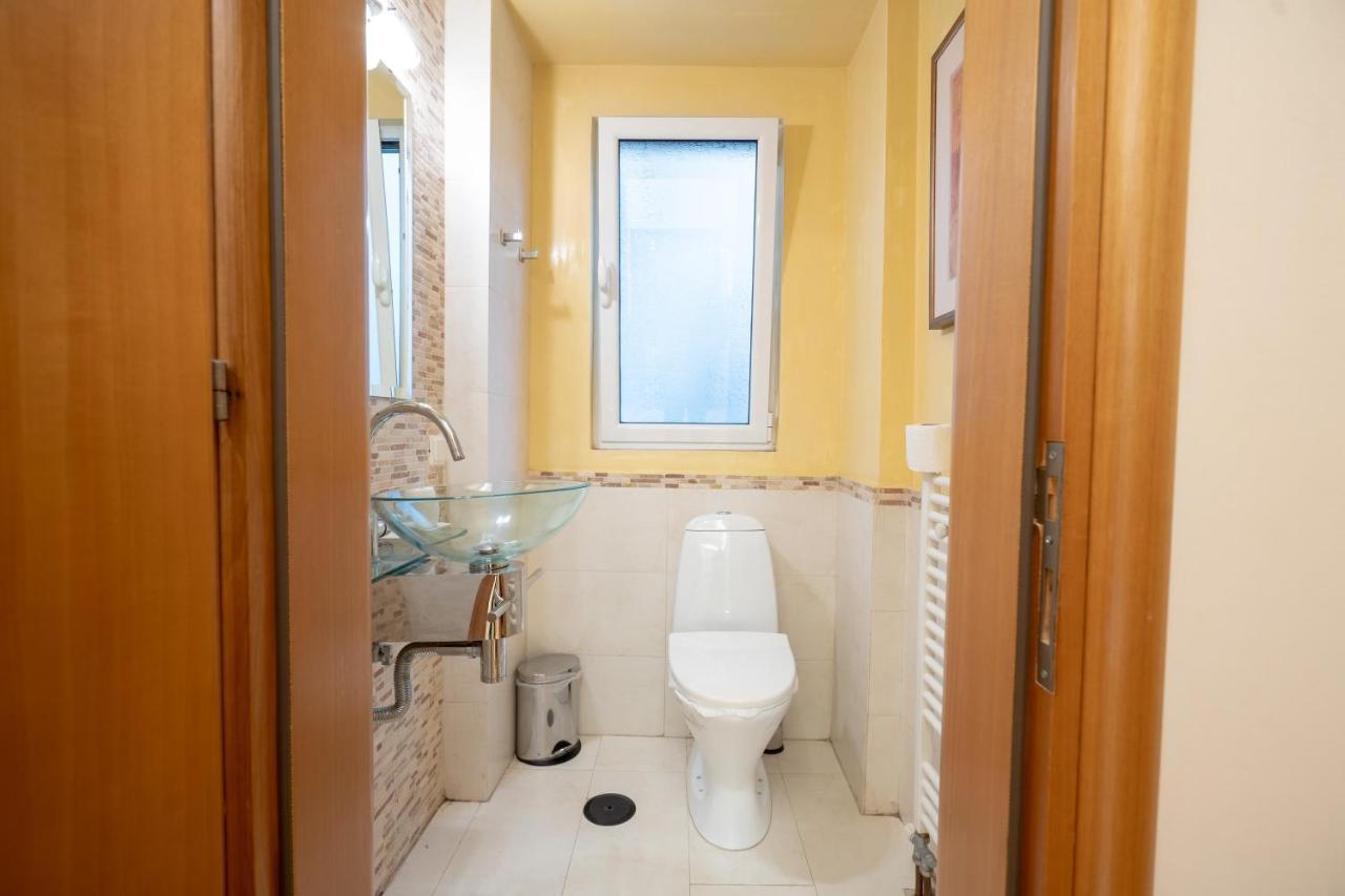Acropolis Metro St.3 Bedrοοms 6 Persons Maisonette Athens Exterior photo