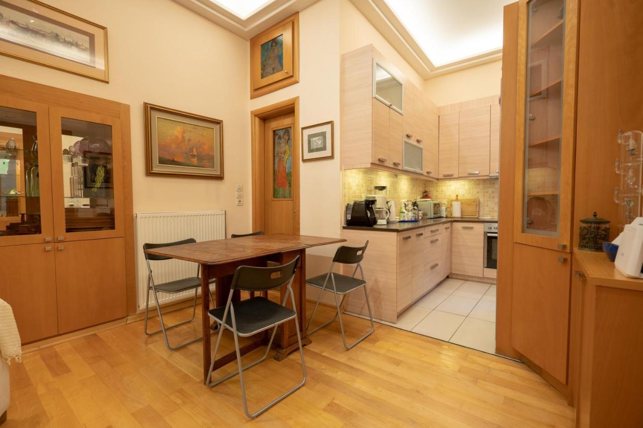 Acropolis Metro St.3 Bedrοοms 6 Persons Maisonette Athens Exterior photo